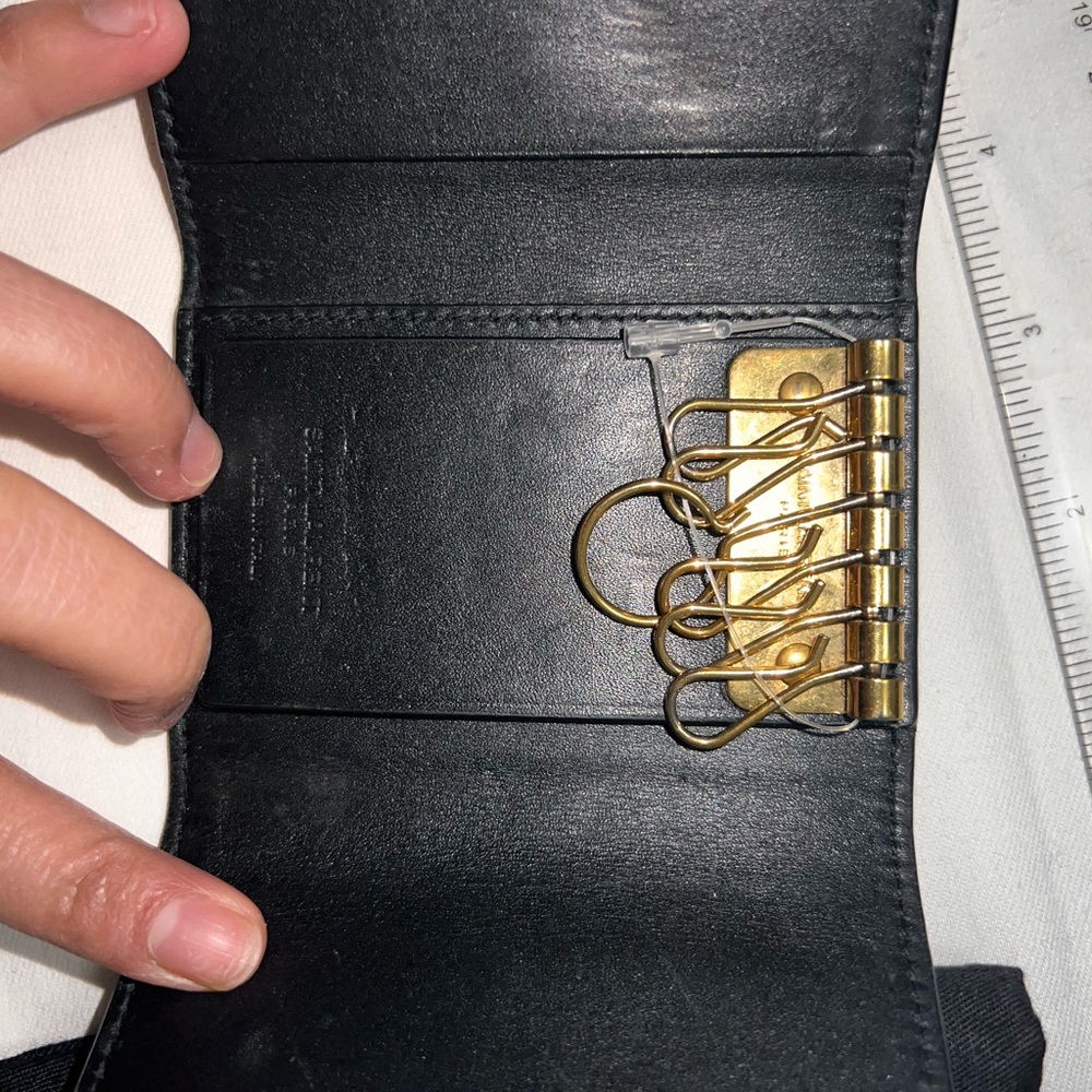 Authentic YSL key case - Picture 2 of 3